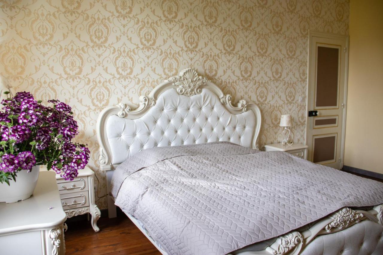 Hotel Le Pavillon De St Agnan Hautefort Exteriér fotografie