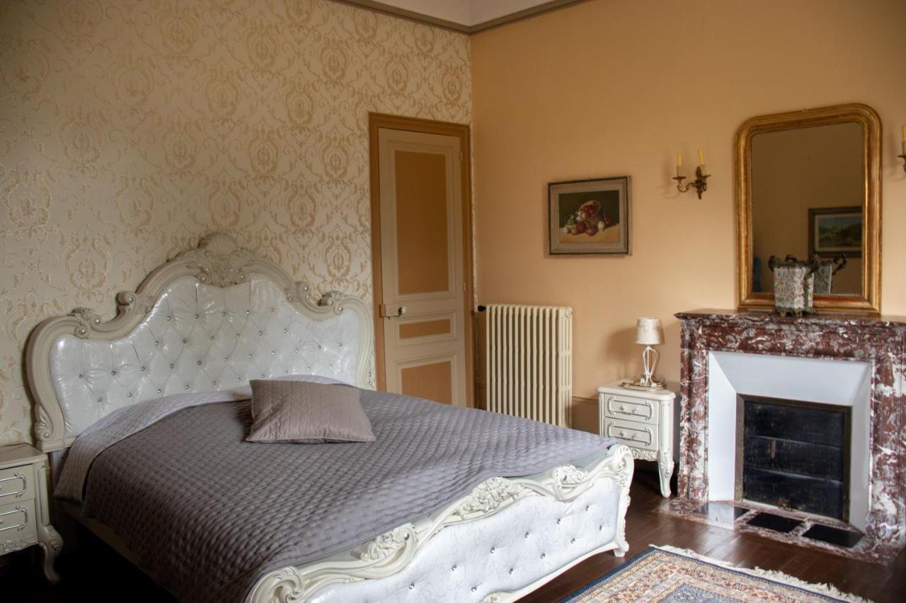 Hotel Le Pavillon De St Agnan Hautefort Exteriér fotografie