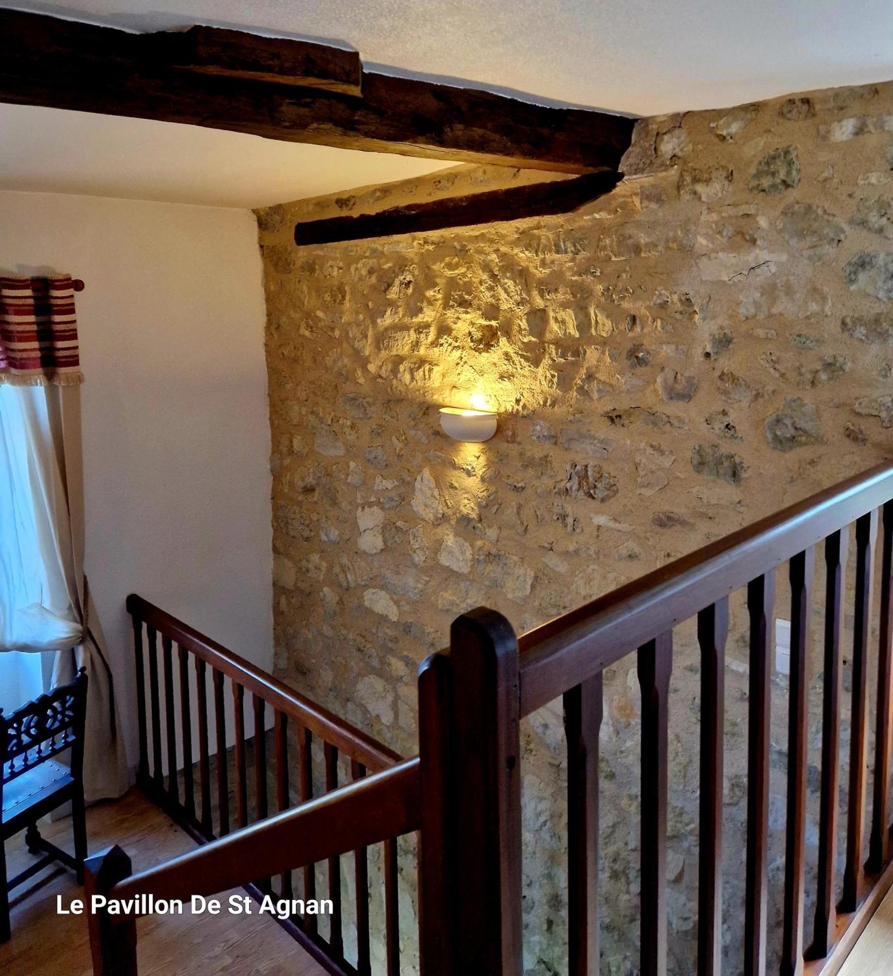 Hotel Le Pavillon De St Agnan Hautefort Exteriér fotografie